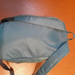 Táska bleu, amint azt TCL az iLost segítségével jelentette.