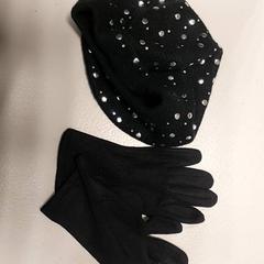 Bonnet & Gants muts, a été signalé par Regio West-Vlaanderen utilisant iLost