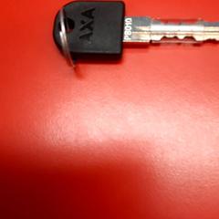 Clau de bicicleta, segons ha informat UvA REC mitjançant iLost