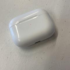 Airpods fodral, rapporterat av GVB med iLost