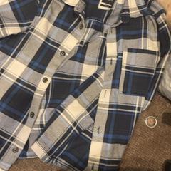 ジャケット がiLostで Van der Valk Hotel Apeldoorn - De Cantharel によって報告されました