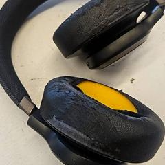 Slúchadlá, ako bolo nahlásené GVB pomocou iLost