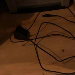 Töltő Black, amint azt MEININGER Hotel Köln West az iLost segítségével jelentette.