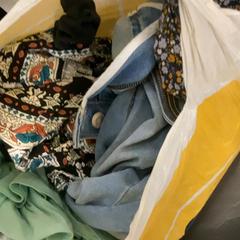 İLost kullanarak MEININGER Hotel Copenhagen tarafından bildirildiği gibi Giysi demeti