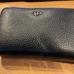 Pénztárca Cleto de almeida, amint azt Gemeente Amsterdam az iLost segítségével jelentette.