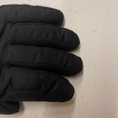 Gant, a été signalé par GVB utilisant iLost