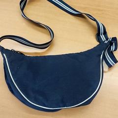 Väska - heuptas, rapporterat av Centraal magazijn med iLost