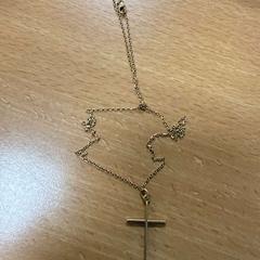 Collar goud, ha sido reportado por VITAZ campus Sint-Niklaas con iLost