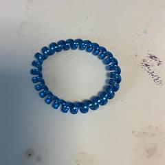 Bracelet, a été signalé par Artis utilisant iLost