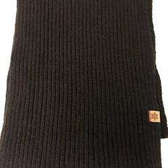 Sjaal // scarf Zwart, jak nahlášeno Vrije Universiteit Brussel (VUB) pomocí iLost