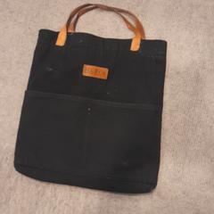 İLost kullanarak Internationaal Theater Amsterdam tarafından bildirildiği gibi Handtas