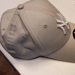 キャップ がiLostで Qbuzz ZHN によって報告されました