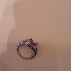 Ringa, rapporterat av Van der Valk Hotel Schiphol med iLost