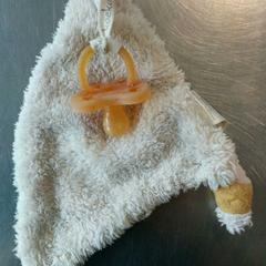 Koeka speen doekje, as reported by Burgers' Zoo using iLost