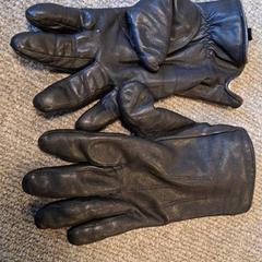 Rukavice, jak nahlášeno Breda University of Applied Sciences Mgr. Hopmansstraat pomocí iLost