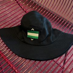 Casquette de baseball, a été signalé par ibis Styles Rotterdam Ahoy utilisant iLost