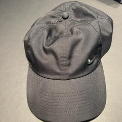 Nike pet, segons ha informat Van der Valk Hotel Breukelen mitjançant iLost