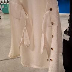 Abrigo Blanc, ha sido reportado por IKEA Grenoble con iLost
