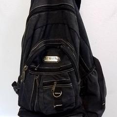 Poltsa, gisa salatu by Hermes Eindhoven iLost erabiliz