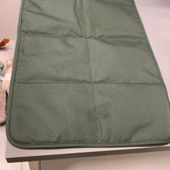 Verschoonkleed baby, segons ha informat IKEA Haarlem mitjançant iLost
