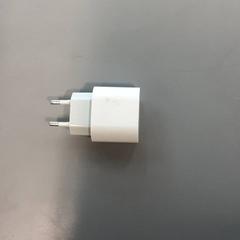 الشاحن Apple، كما تم الإبلاغ عنه بواسطة Vrije Universiteit Brussel (VUB) عبر iLost