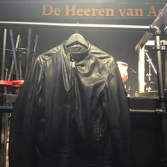 Imitatieleren jasje, zoals gemeld door De Heeren van Aemstel met iLost