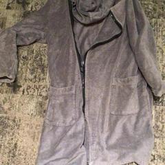 Dzseki Grijs, amint azt Van der Valk Rotterdam Blijdorp az iLost segítségével jelentette.