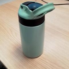 Borraccia Groen, come riportato da Qbuzz Fryslân utilizzando iLost