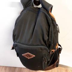 Hátizsák, amint azt Qbuzz ZHN az iLost segítségével jelentette.