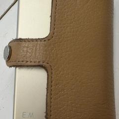 Carteira Mandylakis, segundo informou GVB usando iLost