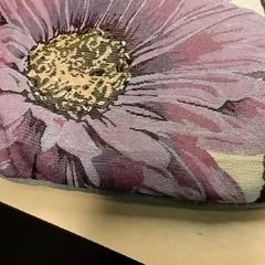 Táska, amint azt RET az iLost segítségével jelentette.