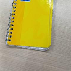Blocco da scrittura Jaune, come riportato da IKEA Brest Guipavas utilizzando iLost