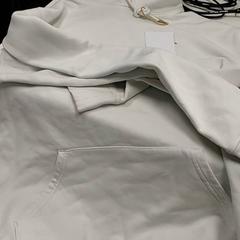 Kleding - Hoodie, gemeldet von Centraal magazijn über iLost