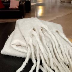 الوشاح echa، كما تم الإبلاغ عنه بواسطة IKEA Lille عبر iLost