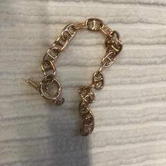 İLost kullanarak IKEA長久手 tarafından bildirildiği gibi Bileklik