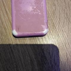 Accumulatore di energia Rose/wit, come riportato da EBS Tramplein utilizzando iLost