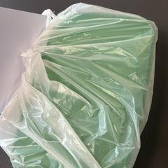 Obedár in plastic zak, ako bolo nahlásené Gebo Tours pomocou iLost