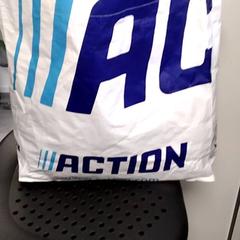 Shopping bag Action, as reported by Arriva Infoshop Enschede using iLost