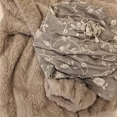 Vest & Sjaal, zoals gemeld door HvA Amstelcampus met iLost