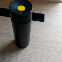 Edateko botila, gisa salatu by Regio Limburg - Leuven iLost erabiliz
