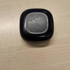 Headphones, as reported by IKEA Bratislava using iLost