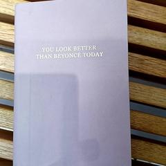 Füzet tollal tollal, gemeldet von IKEA Soroksár Budapest über iLost