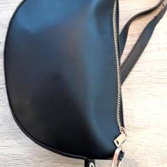 Tasje, come riportato da EBS Tramplein utilizzando iLost