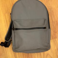 İLost kullanarak GVB tarafından bildirildiği gibi Sırt çantası