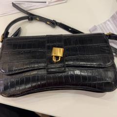 İLost kullanarak Pathé de Kuip tarafından bildirildiği gibi Çanta Zwart