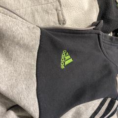 Adidas vest, as reported by Pathé de Kuip using iLost