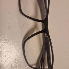 Lentes glasse, segundo informou Koninklijk Theater Carré usando iLost