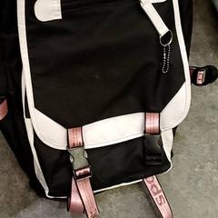 Zaino, come riportato da Qbuzz GD Groningen HS utilizzando iLost