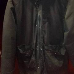 Casaco, como reportado por TivoliVredenburg utilizando o iLost