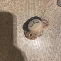 Csöcs, amint azt Van der Valk Hotel Apeldoorn - De Cantharel az iLost segítségével jelentette.